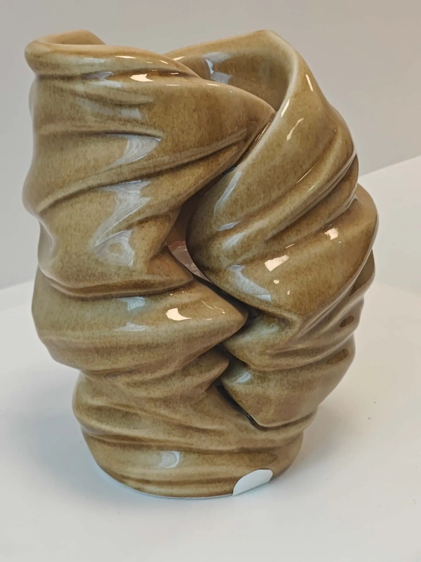 Ecological urns – model 3