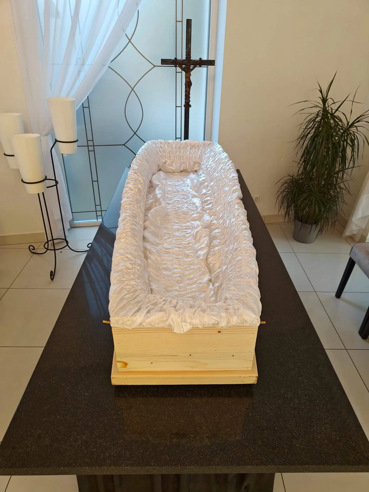 Coffins for cremation – model 7